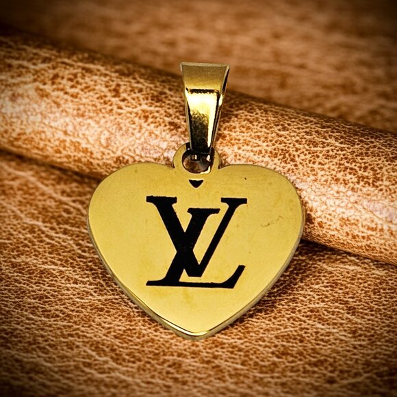Louis Vuitton Heart Shaped Pendant | Repurposed Bag Tag | Mint Condition - Picture 3 of 13